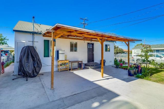 Detail Gallery Image 21 of 25 For 900 W Brazil St, Compton,  CA 90220 - 3 Beds | 1 Baths