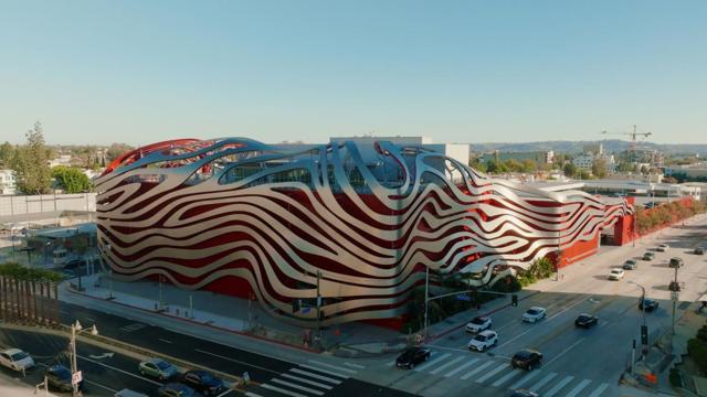 1250 Hauser Boulevard, Los Angeles CA: https://media.crmls.org/mediaz/8dea86d7-0303-49f1-87da-54a606b2b393.jpg