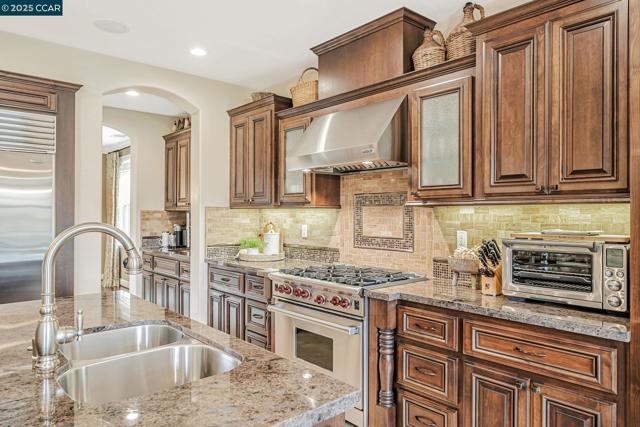 120 Tamarind Ln, Danville CA: https://media.crmls.org/mediaz/8deb6474-cefa-437e-be73-00a39743ace6.jpg