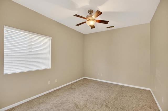 5817 Spring Flower Drive, Elk Grove CA: https://media.crmls.org/mediaz/8debb061-9b8e-4746-822a-9a5081c167c4.jpg