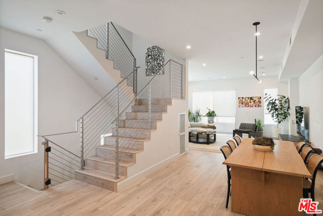 1752 Stoner Avenue, Los Angeles CA: https://media.crmls.org/mediaz/8dec4178-e827-41f8-b068-52e627fb6c83.jpg