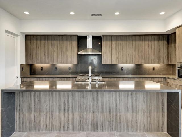 766 Obsidian Loop E E Loop, Palm Springs CA: https://media.crmls.org/mediaz/8dee1957-af85-482b-ba0d-c6865cdd6331.jpg