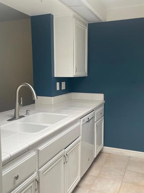 Detail Gallery Image 12 of 17 For 6933 Sandpiper Pl, Carlsbad,  CA 92009 - 2 Beds | 2 Baths