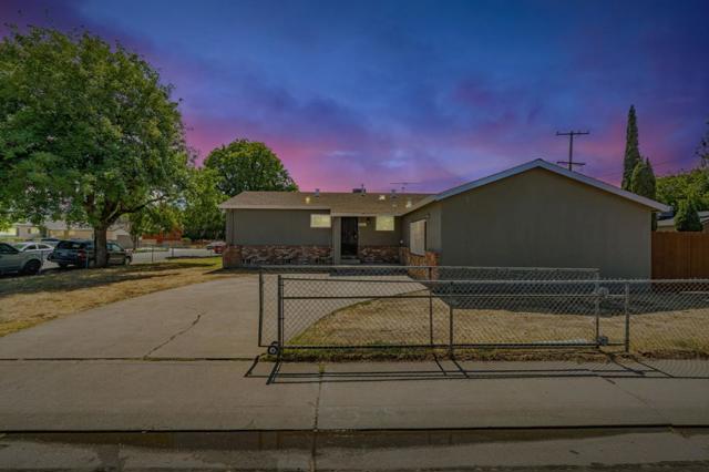2525 Montclair Street, Stockton CA: https://media.crmls.org/mediaz/8defae92-e0b9-4144-ac64-437d2a15bbc6.jpg