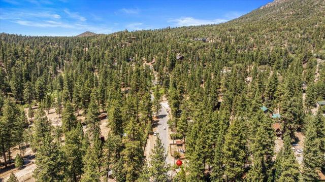 39148 Rim Of The World Drive, Fawnskin CA: https://media.crmls.org/mediaz/8defb872-f476-4955-b339-047e2bc8bee5.jpg