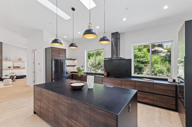 395 Boulder Brook Drive, Boulder Creek CA: https://media.crmls.org/mediaz/8defe633-95d7-4f58-9404-efc4d0022ee7.jpg