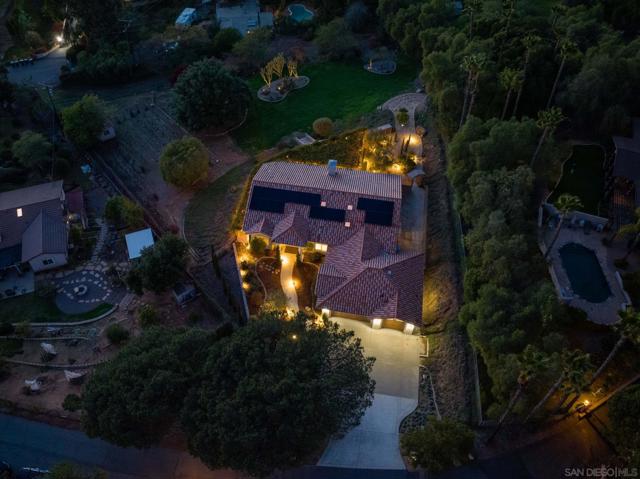 2610 Sunset Hills, Escondido CA: https://media.crmls.org/mediaz/8deffa75-4294-41a3-8e45-ef73e3431528.jpg