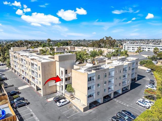5252 Orange Avenue, San Diego CA: https://media.crmls.org/mediaz/8df02481-dfde-4d9f-b9e0-c1b130fd1618.jpg
