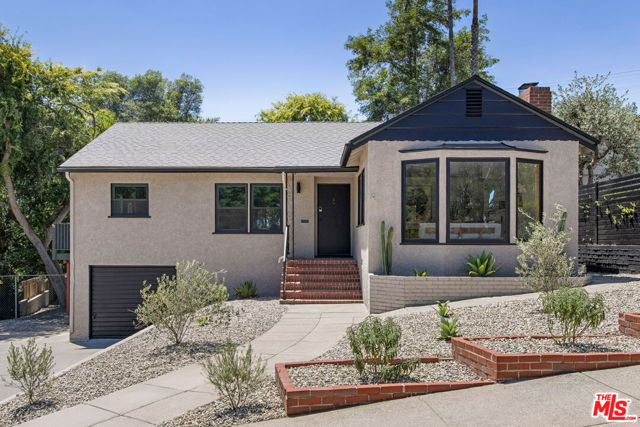 1327 Brampton Road, Los Angeles CA: https://media.crmls.org/mediaz/8df03fc6-612d-4658-98b5-4294273424c8.jpg