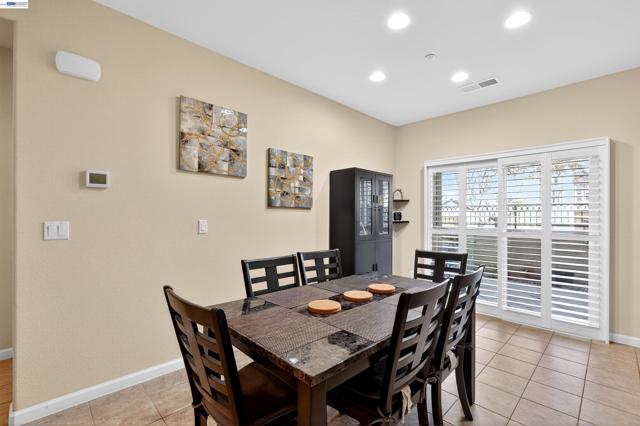 86 S Cortadillo St, Mountain House CA: https://media.crmls.org/mediaz/8df21011-9758-4bd8-a8f1-13523c7d734f.jpg