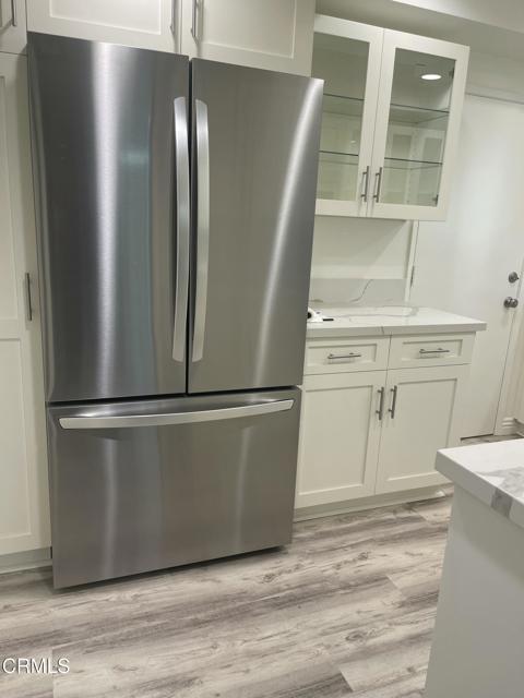 1155 S Orange Grove Boulevard, Pasadena CA: https://media.crmls.org/mediaz/8df33003-443e-48b0-b57d-43bcf4044dc3.jpg