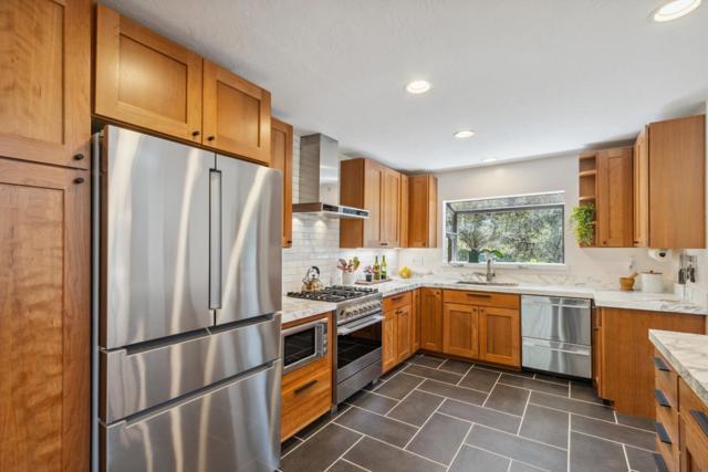 2203 Quail Hollow Road, Ben Lomond CA: https://media.crmls.org/mediaz/8df3cc9f-9520-4d91-9577-0172ed7c5d4a.jpg
