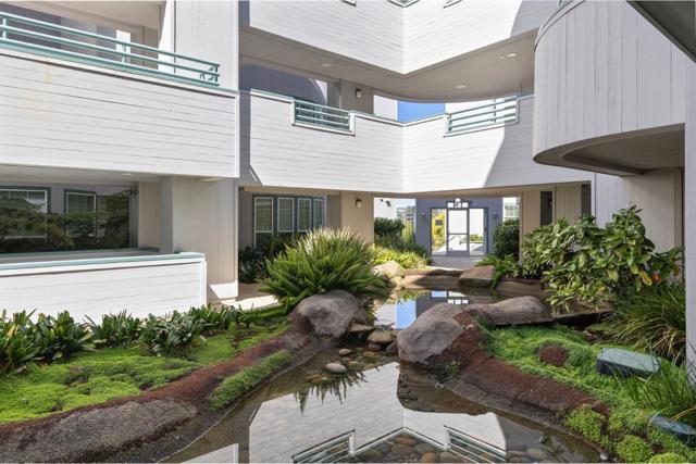 740 Promontory Point, Foster City CA: https://media.crmls.org/mediaz/8df422f4-d51d-4a72-9e6e-004dbaa89056.jpg