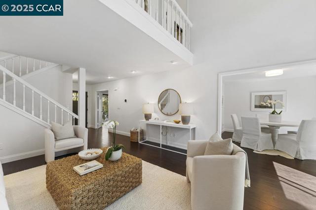 955 Camino Verde Cir, Walnut Creek CA: https://media.crmls.org/mediaz/8df43193-b8ff-4b8a-acb4-891bbb1c5fb8.jpg
