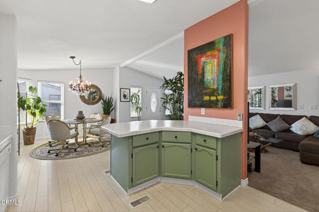 Detail Gallery Image 16 of 68 For 1215 Anchors Way Dr #44,  Ventura,  CA 93001 - 2 Beds | 2 Baths