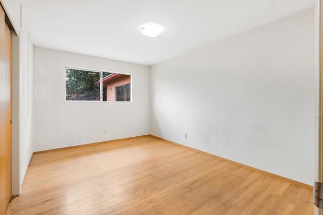 Image 19 of 28 For 803 Sunnyoaks Avenue