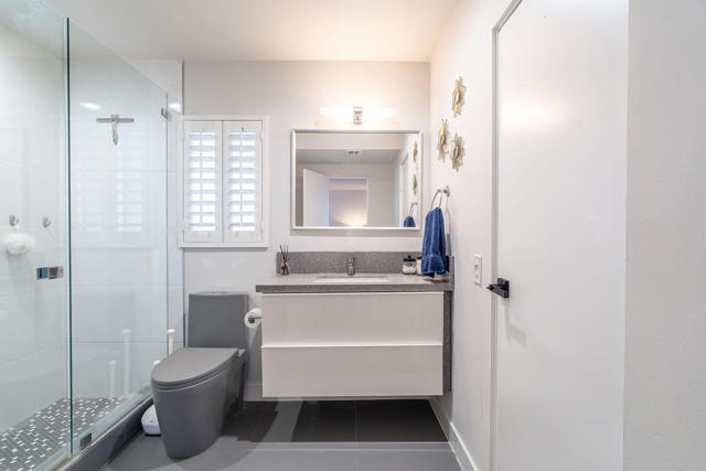 Image 36 of 48 For 2145 Southridge Drive
