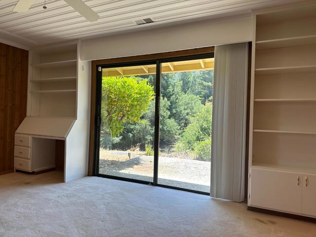 25228 La Loma Drive, Los Altos Hills CA: https://media.crmls.org/mediaz/8df6a1f5-26f3-456c-b2d4-e0370afbf477.jpg