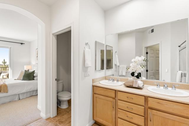 1215 HIGHBLUFF, San Marcos CA: https://media.crmls.org/mediaz/8df6e575-7cc6-4355-a026-d9e5f0e9235d.jpg