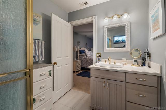 24665 Rancho Santa Teresa Dr, Ramona CA: https://media.crmls.org/mediaz/8df71676-2f3a-4d2b-a5d1-ad26e1d6cd03.jpg