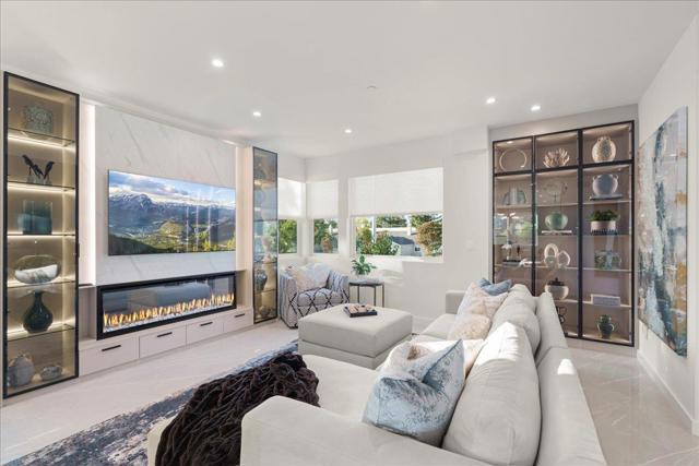 22540 Stevens Creek Boulevard, Cupertino CA: https://media.crmls.org/mediaz/8df7e365-7d89-4245-8a42-73a11e06d834.jpg