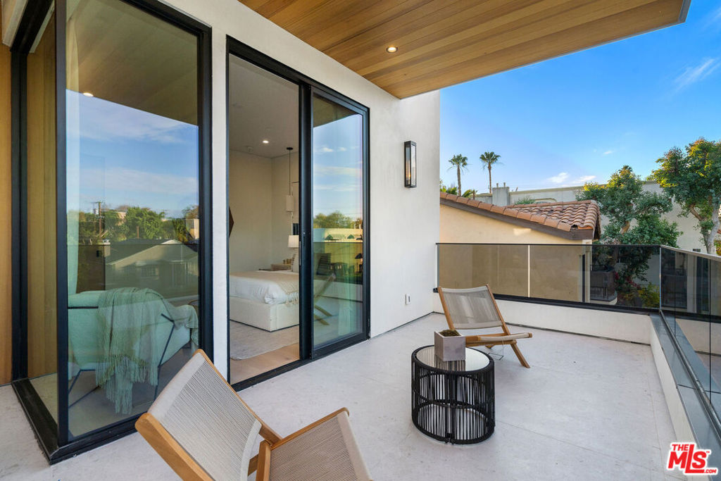 14838 Addison StreetSherman Oaks img 18