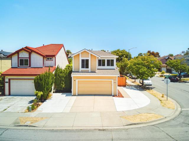 34348 Siward Drive, Fremont CA: https://media.crmls.org/mediaz/8df85f99-17e6-4ef9-964c-934f9a1d47c1.jpg