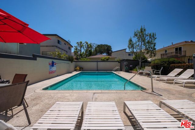 2120 Dufour Avenue, Redondo Beach, California 90278, 2 Bedrooms Bedrooms, 0 ,2 BathroomsBathrooms,Residential,For Sale,Dufour,0,26864931