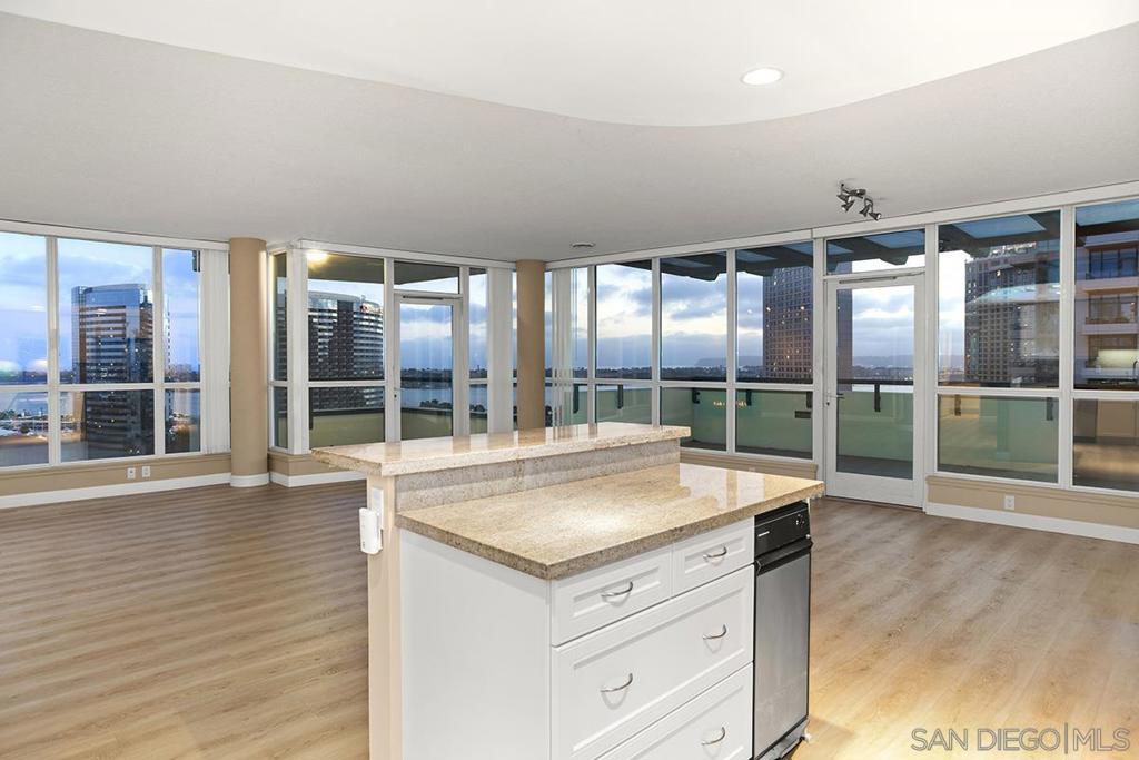 555 Front Street - photo 11