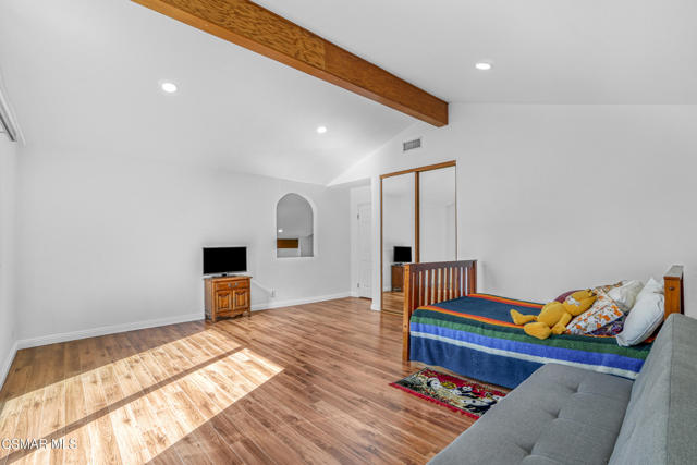 27802 Via Amistosa, Agoura Hills CA: https://media.crmls.org/mediaz/8dfa8609-9b3e-47f0-8879-d212ff2e7d8c.jpg