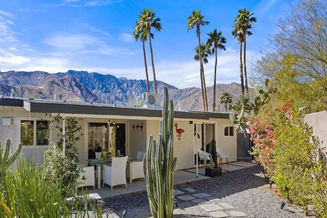 2726 N Cardillo Avenue, Palm Springs, CA 92262