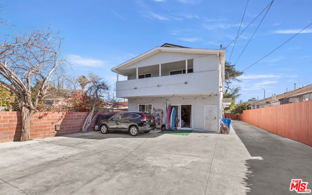 1349 S Hudson Avenue