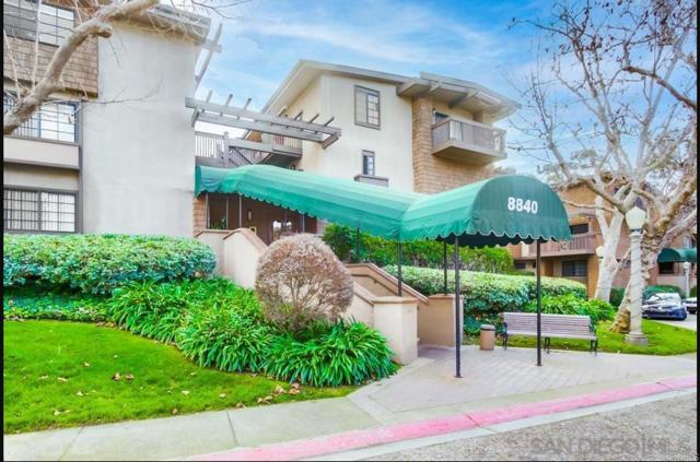 8840 Villa La Jolla Dr, San Diego CA: https://media.crmls.org/mediaz/8dfcddc0-7f62-4464-bccc-ae8bda74ed03.jpg