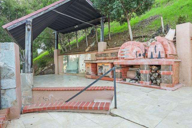 Detail Gallery Image 59 of 68 For 920 Glen Oaks Bld, Pasadena,  CA 91105 - 3 Beds | 3/1 Baths