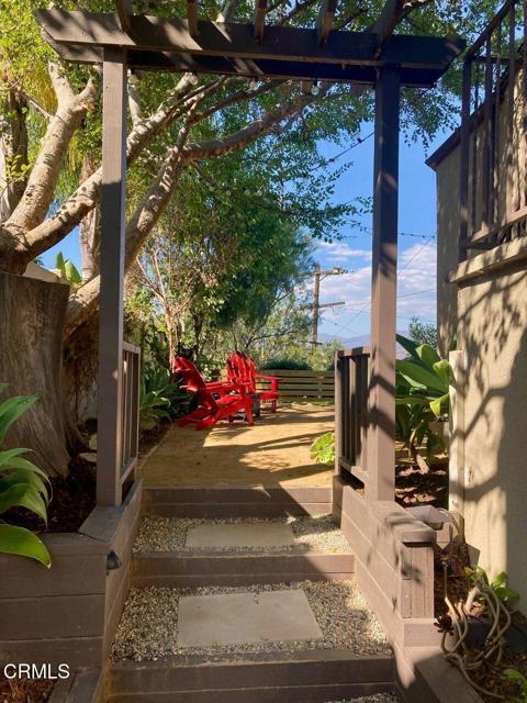 Detail Gallery Image 25 of 27 For 3847 Sunbeam Dr, Los Angeles,  CA 90065 - 3 Beds | 2/1 Baths