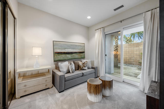 1 Via Merenda, Rancho Mirage CA: https://media.crmls.org/mediaz/8dffebb7-48c9-45c2-b074-21ea95ff61c3.jpg
