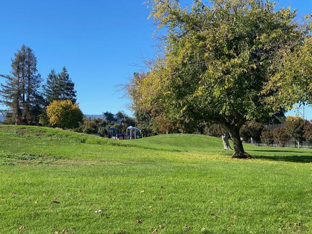 4851 Mintwood Court, San Jose CA: https://media.crmls.org/mediaz/8dffee7e-e459-4289-a61a-5d6ac09207da.jpg