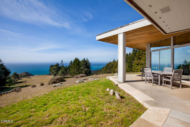 43850 Buckhorn Cove E Road, Little River CA: https://media.crmls.org/mediaz/8e0001b7-482b-4a2c-9b00-1f2b60f0cb3f.jpg