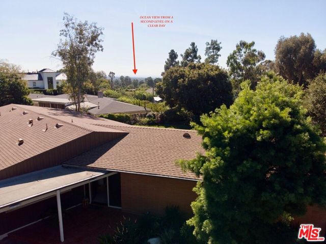 Image 2 for 590 N Tigertail Rd, Los Angeles, CA 90049