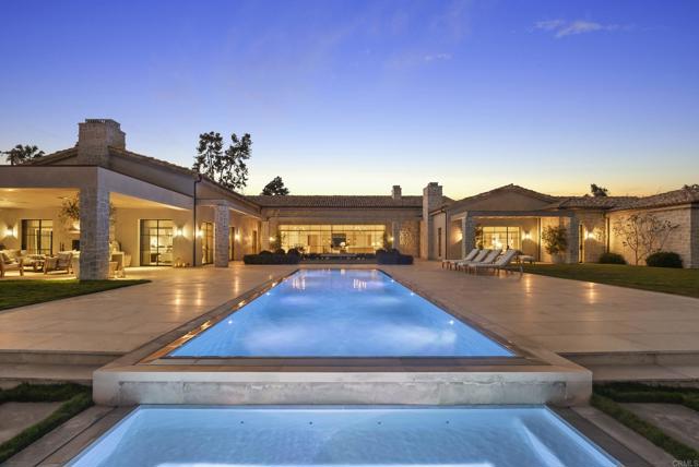 17845 Via de Fortuna, Rancho Santa Fe CA: https://media.crmls.org/mediaz/8e004413-f720-477d-a56b-7ea207c84c86.jpg