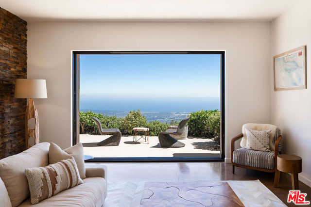 5651 W Camino Cielo, Santa Barbara CA: https://media.crmls.org/mediaz/8e016944-186e-4e65-9b8b-48cc9cac7524.jpg