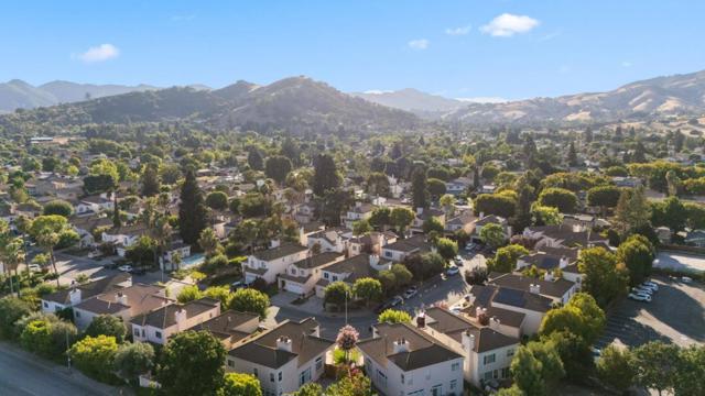 483 Via Sorrento, Morgan Hill CA: https://media.crmls.org/mediaz/8e016c8f-354e-41c0-a619-4bc9e594dfe6.jpg
