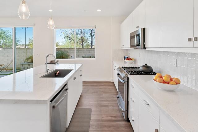 Detail Gallery Image 13 of 50 For 27776 Heritage Ln, Valley Center,  CA 92082 - 3 Beds | 2/1 Baths