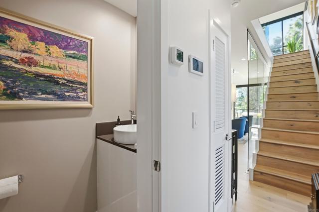 Detail Gallery Image 14 of 46 For 3641 6th Ave, San Diego,  CA 92103 - 2 Beds | 3/1 Baths