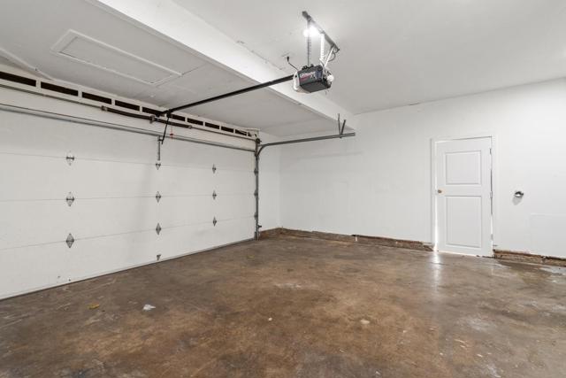 3535 Pitcairn Way, San Jose CA: https://media.crmls.org/mediaz/8e045613-3b08-41bd-be1f-f8c767de556d.jpg