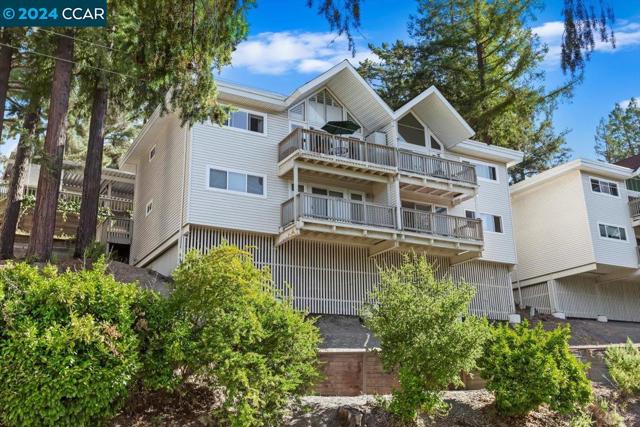 Image 27 of 33 For 122 Ascot Court  C