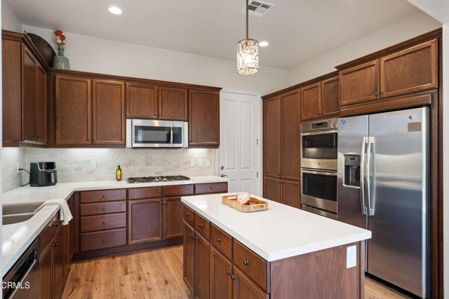 Detail Gallery Image 14 of 32 For 1655 Range Rd, Oxnard,  CA 93036 - 3 Beds | 2/1 Baths