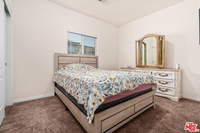 3605 Balvicar Drive, Bakersfield CA: https://media.crmls.org/mediaz/8e0557c3-88a6-4636-86c5-e41cc4ef1a2e.jpg