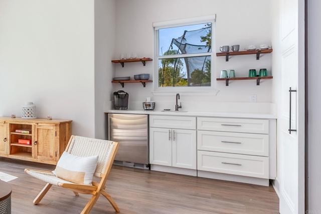 2630 Vistosa Place, Carlsbad CA: https://media.crmls.org/mediaz/8e055806-54e7-4db0-b4df-5640354d5b5d.jpg