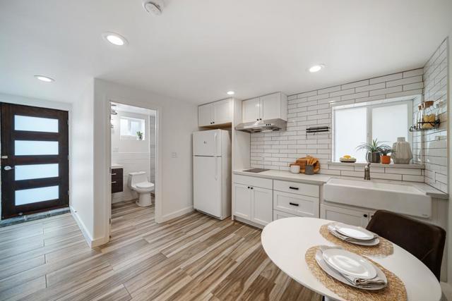 1205 S Mayfair Avenue, Daly City CA: https://media.crmls.org/mediaz/8e07f782-6270-48b8-bcc3-308c0567568f.jpg